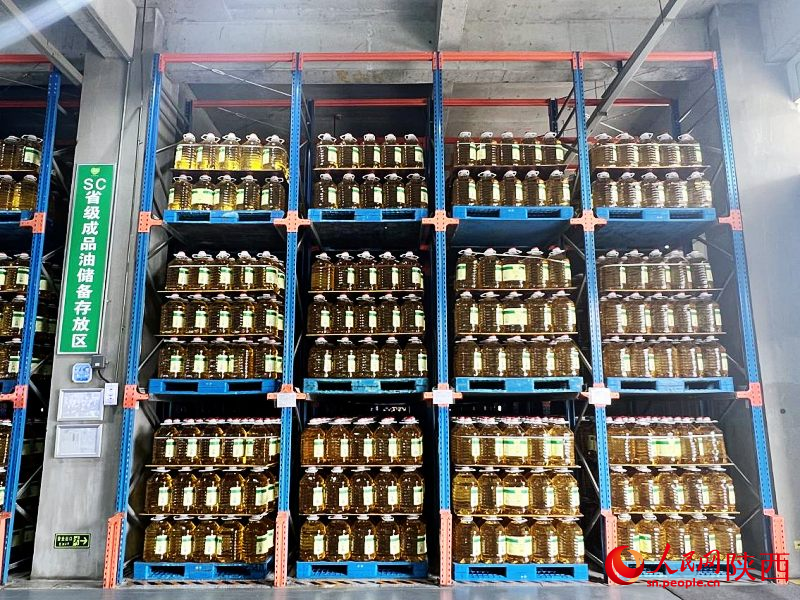 SC省級成品油儲備存放區(qū)。人民網(wǎng)記者 鄧楠攝
